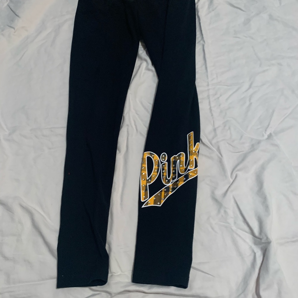 Pink leggings